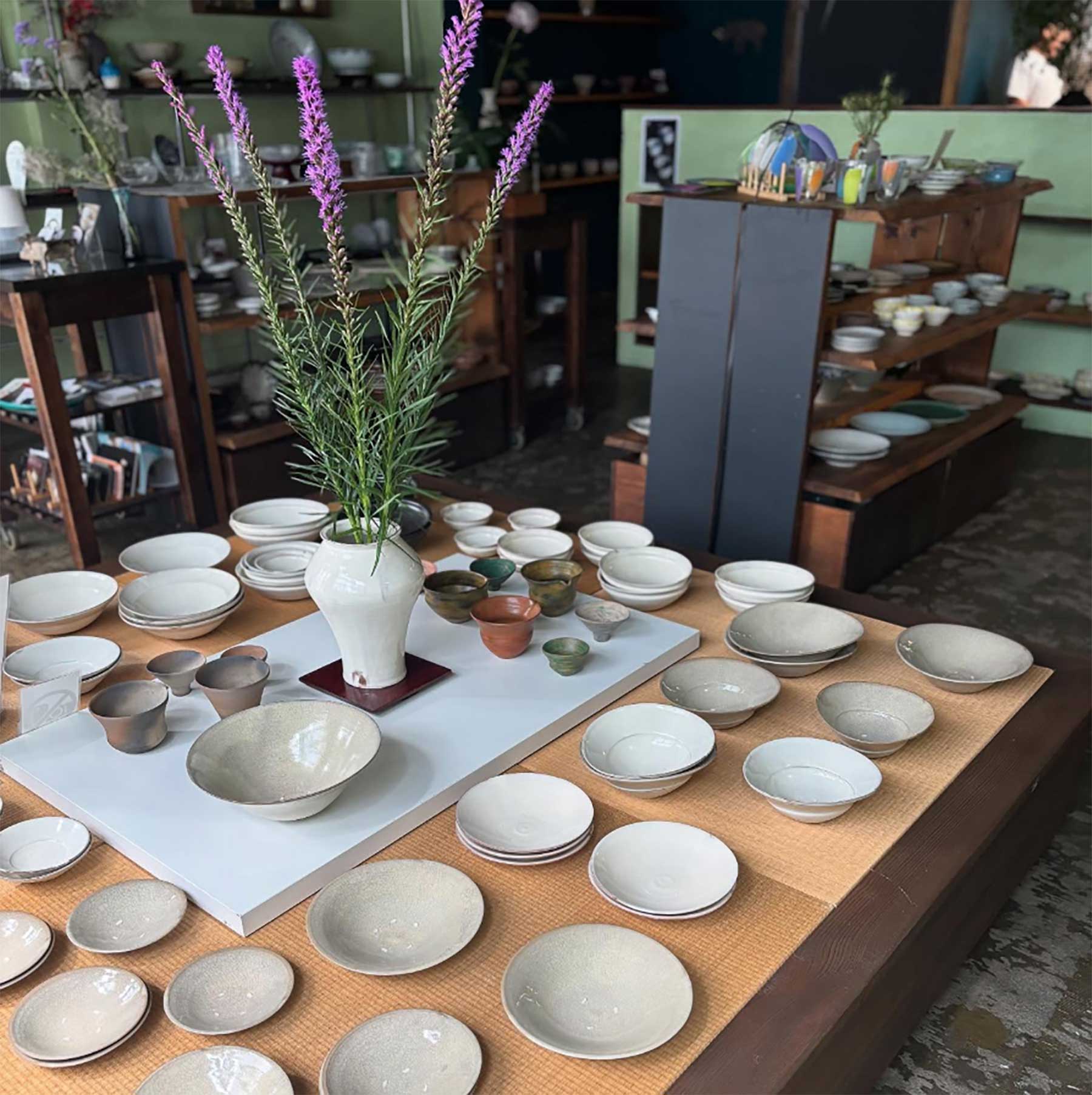 手仕事の魅力に浸れる器屋「Meetdish」の在り方 | オレンジページの学校